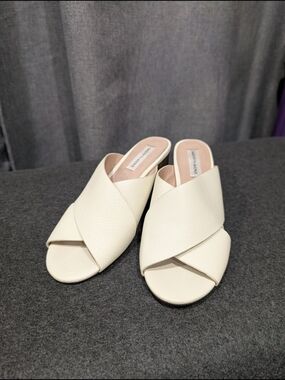 Saks Fifth Avenue Ivory Cross-Band Slide Mules